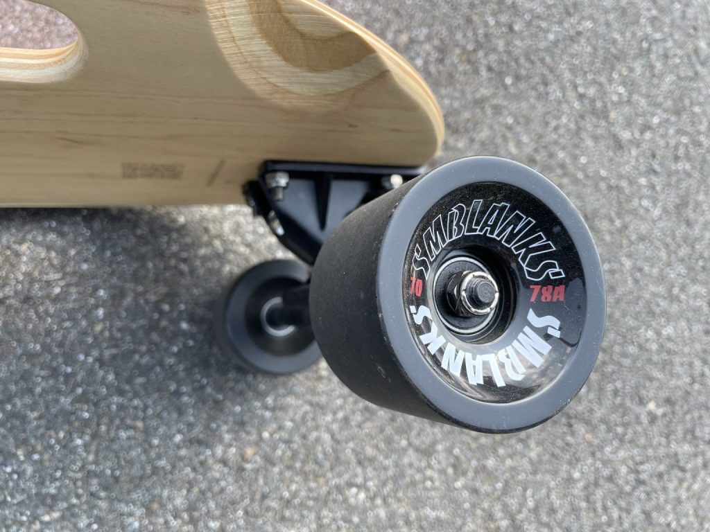 スケボー「elos(イロス)」の特徴は？おすすめセットアップ | eSPRI SKATE